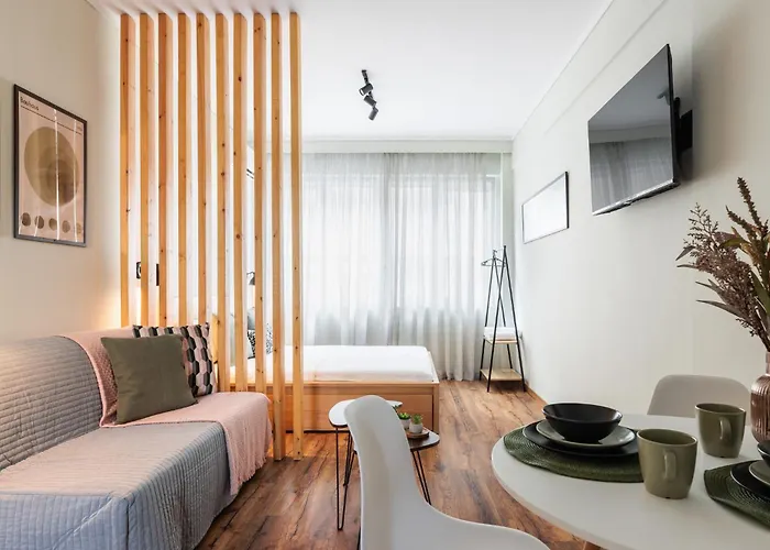 Elcada Apartments-Downtown